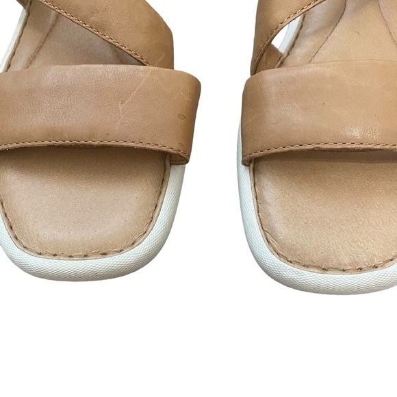 Born Rahway Leather Strappy Tan Caramel Brown Foam Cushioned Sandals Sz 9 - Picture 2 of 9
